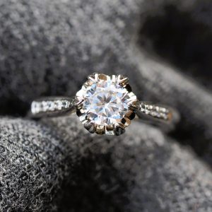 flora diamond ring