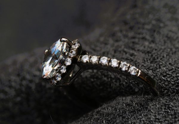 Lily Diamond Ring